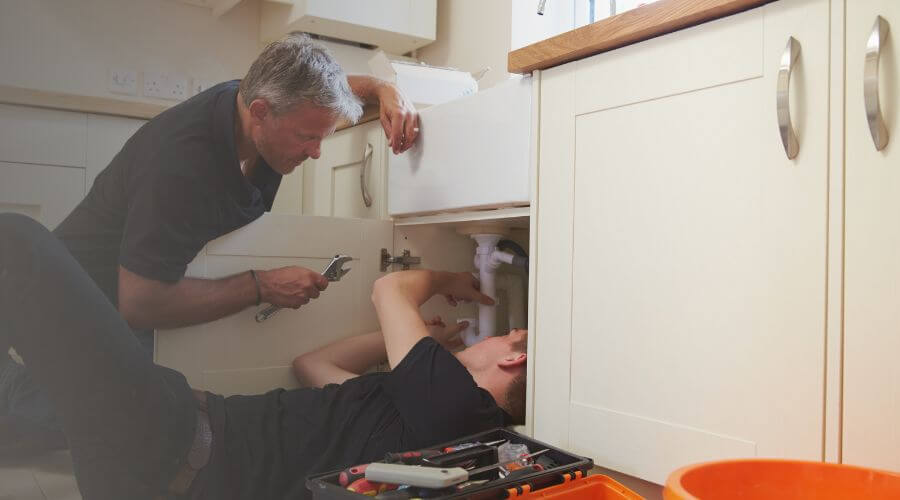 Professional burst pipe repair services in Lithopolis, OH